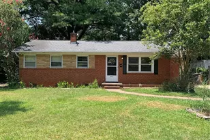 2336 Markham Ct, Charlotte, NC 28205 - Photo 1