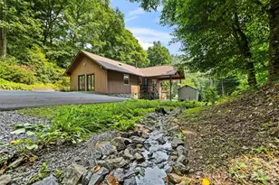 4 Timbersong Dr, Weaverville, NC 28787 - Photo 2