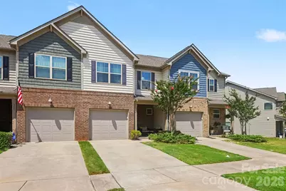 306 Ascot Run Way, Fort Mill, SC 29715 - Photo 4