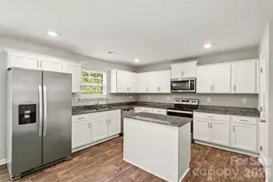 310 Kingsford Dr, Stanley, NC 28164 - Photo 12