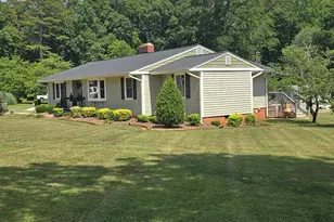 104 Highland St, Belmont, NC 28012 - Photo 2