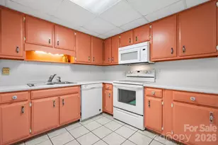 75 Laurelwood Dr, Marion, NC 28752 - Photo 8