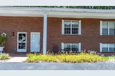 75 Laurelwood Drive #97, Marion, NC 28752 - Photo 2