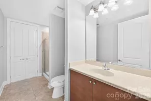 4620 Piedmont Row Dr, Charlotte, NC 28210 - Photo 14