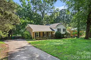 6207 Honegger Dr, Charlotte, NC 28211 - Photo 2