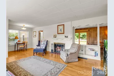 215 Varden Place, Swannanoa, NC 28778 - Photo 14