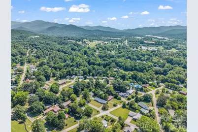 215 Varden Place, Swannanoa, NC 28778 - Photo 36