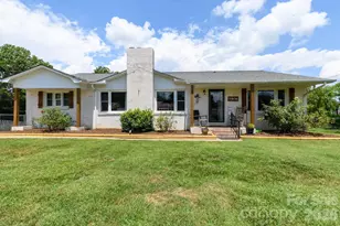 418 Powell Cir NE, Lenoir, NC 28645 - Photo 2