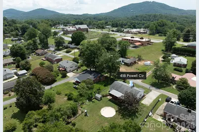 418 Powell Circle NE, Lenoir, NC 28645 - Photo 4