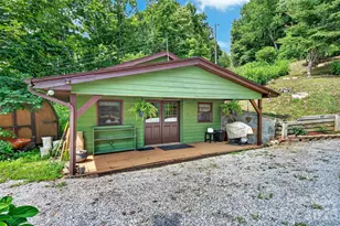 1347 Wipprecht Dr, Spruce Pine, NC 28777 - Photo 40