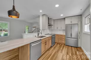 5312 Furman Pl, Charlotte, NC 28210 - Photo 6