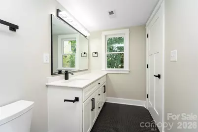 420 E Bank Street, Salisbury, NC 28144 - Photo 18