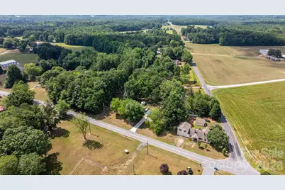 2981 East Maiden Road, Maiden, NC 28650 - Photo 20