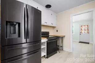 2981 E Maiden Rd, Maiden, NC 28650 - Photo 4
