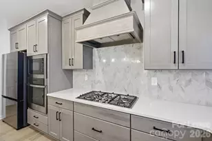 615 Myrick Aly, Charlotte, NC 28217 - Photo 18