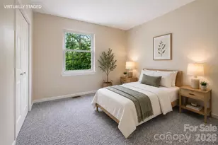135 Plantation Dr, Hendersonville, NC 28792 - Photo 12