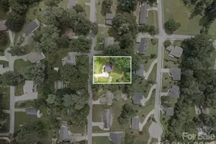 135 Plantation Dr, Hendersonville, NC 28792 - Photo 22