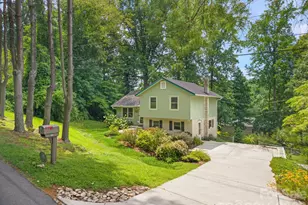 135 Plantation Dr, Hendersonville, NC 28792 - Photo 2