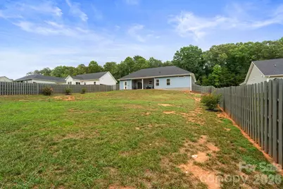 1002 Westminster Drive, Statesville, NC 28677 - Photo 32
