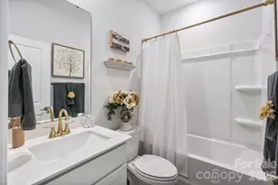 1002 Westminster Dr, Statesville, NC 28677 - Photo 22