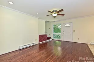 3000 Barfield Dr, Charlotte, NC 28217 - Photo 2