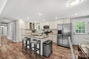 561 Primrose Ln NW, Concord, NC 28027 - Photo 6