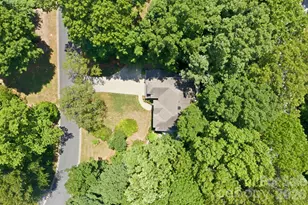 20011 Chapel Point Ln, Cornelius, NC 28031 - Photo 38