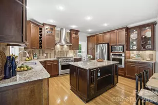 20011 Chapel Point Ln, Cornelius, NC 28031 - Photo 8
