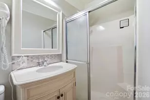 107 Mistywood Dr, Mount Holly, NC 28120 - Photo 24