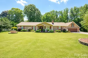 107 Mistywood Dr, Mount Holly, NC 28120 - Photo 1
