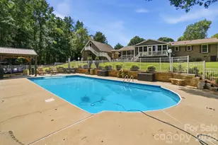 107 Mistywood Dr, Mount Holly, NC 28120 - Photo 40