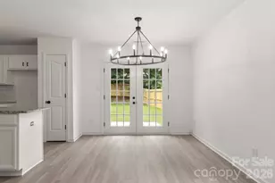 11125 Northwoods Forest Dr, Charlotte, NC 28214 - Photo 6