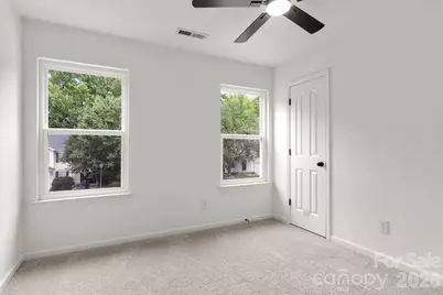 11125 Northwoods Forest Drive, Charlotte, NC 28214 - Photo 22