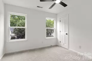 11125 Northwoods Forest Dr, Charlotte, NC 28214 - Photo 22