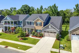 14314 Aikenwood Dr, Charlotte, NC 28278 - Photo 2
