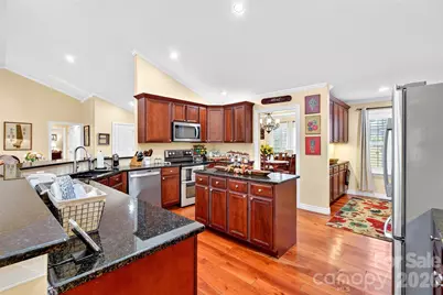 1174 Dale Road, Spruce Pine, NC 28777 - Photo 14