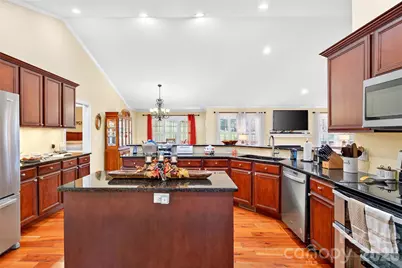 1174 Dale Road, Spruce Pine, NC 28777 - Photo 16