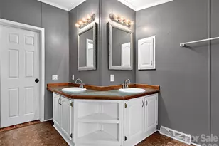 36 Jason Case Dr, Candler, NC 28715 - Photo 12