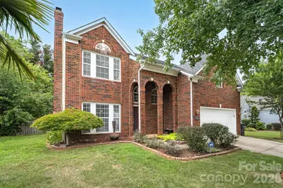6813 Neuhoff Lane, Charlotte, NC 28269 - Photo 2