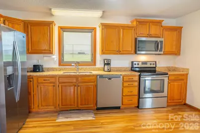 100 Forest Park Drive, Hendersonville, NC 28792 - Photo 8