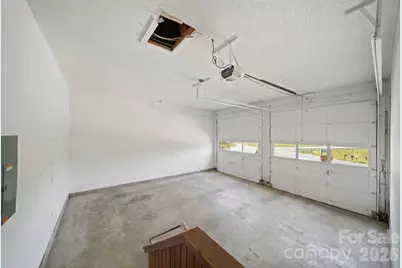 100 Forest Park Drive, Hendersonville, NC 28792 - Photo 28