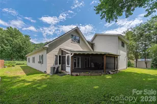 1075 Moody Farm Rd, Maggie Valley, NC 28751 - Photo 4