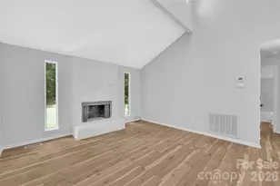 4506 Elm Field Ct, Charlotte, NC 28227 - Photo 6