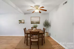 8846 Hunter Ridge Dr, Charlotte, NC 28226 - Photo 4