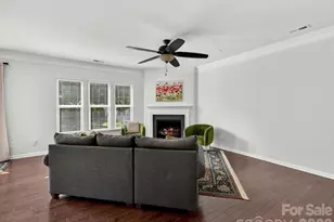 6017 Carrollton Ln, Charlotte, NC 28210 - Photo 8
