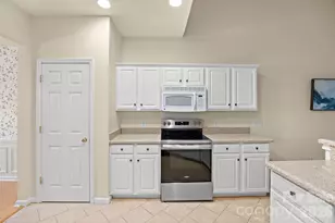 12036 Humboldt Dr, Charlotte, NC 28277 - Photo 6