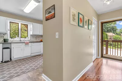 117 Pebble Creek Drive, Asheville, NC 28803 - Photo 8