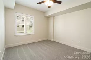 4625 Piedmont Row Dr, Charlotte, NC 28210 - Photo 8