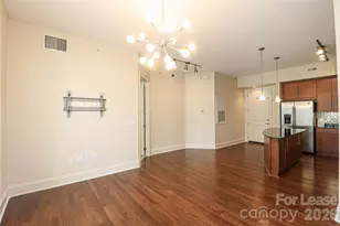 4625 Piedmont Row Dr, Charlotte, NC 28210 - Photo 4
