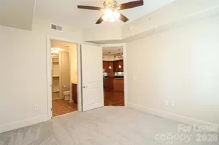 4625 Piedmont Row Dr, Charlotte, NC 28210 - Photo 10